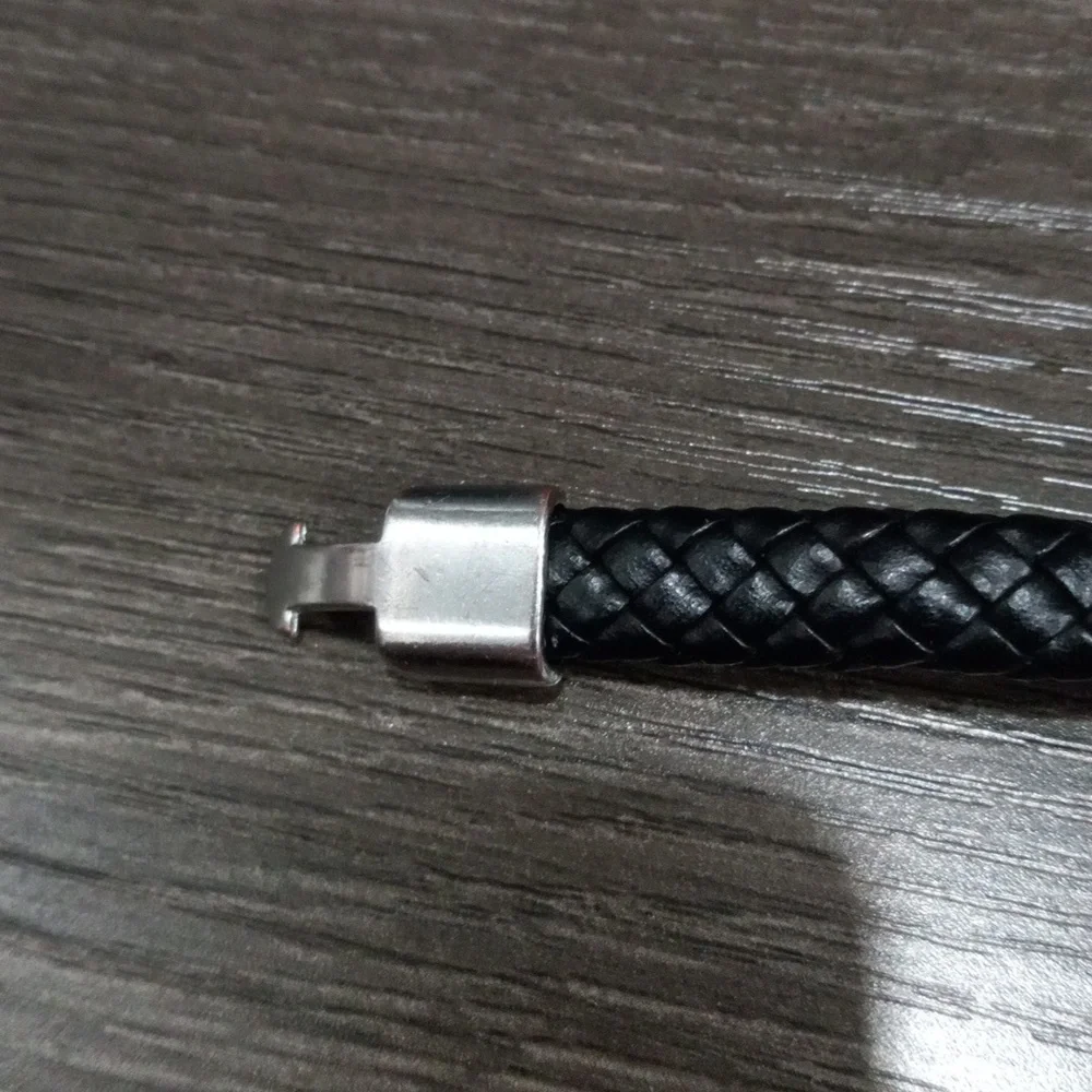 One Piece Anime Bracelet Luffy Skeleton Straw Hat Pirate Braided Wristband - Picture 7 of 8